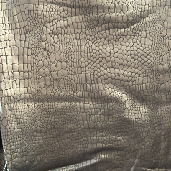 NWT CRZ YOGA Faux Leather Leggings - Picture 2 of 2